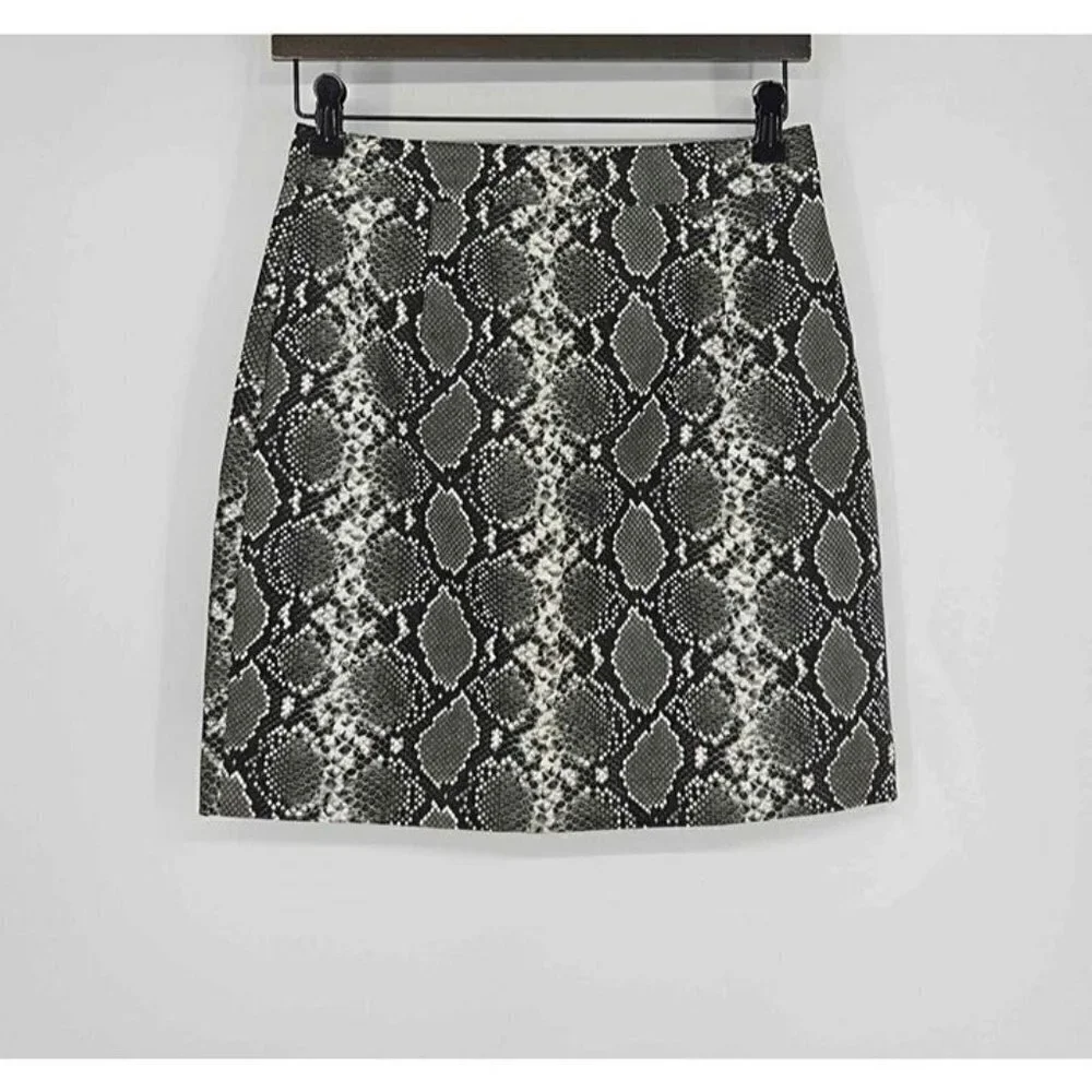Thread & Supply Womens Faux Leather Back Zip Snake Print Mini Skirt Sz Small